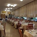 Hotel Esplanade 3*