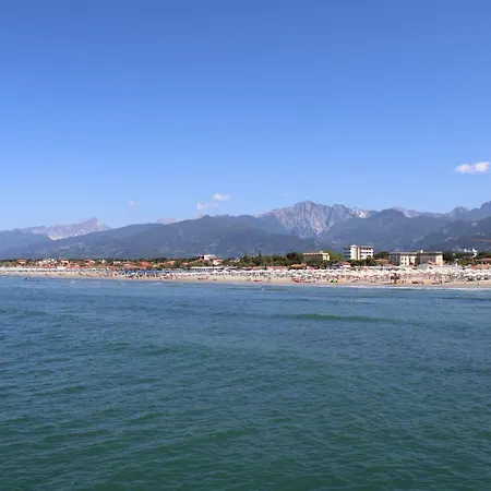 Esplanade Otel Marina di Pietrasanta