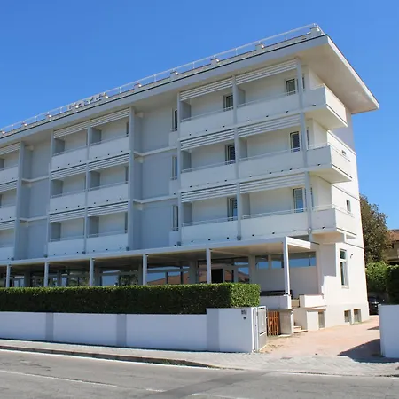 Otel Esplanade Marina di Pietrasanta