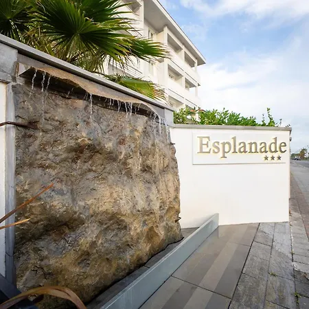Esplanade Hotel Marina di Pietrasanta
