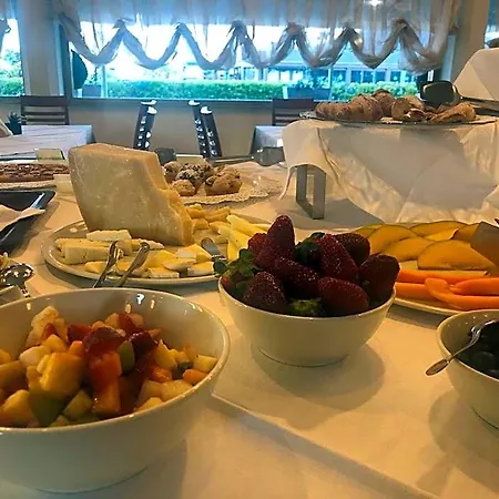 Esplanade 3* Marina di Pietrasanta