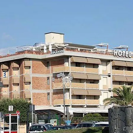 Esplanade Marina di Pietrasanta