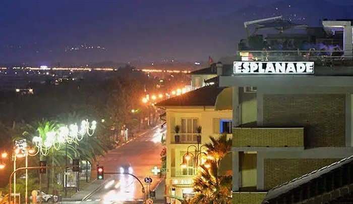 Esplanade Marina di Pietrasanta